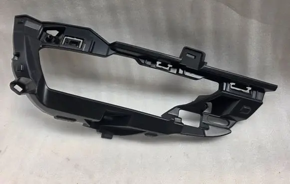 Volvo XC60 Front bumper mounting bracket 32227711