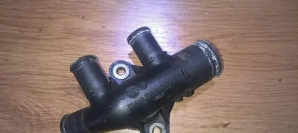 Peugeot Boxer Engine coolant pipe/hose 9619498980