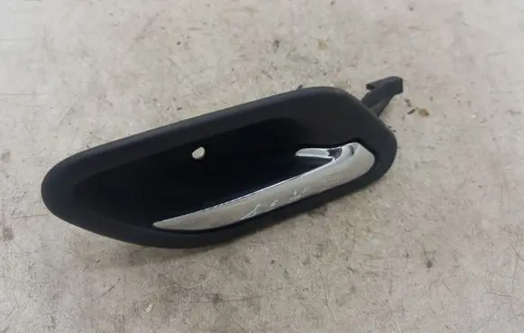 BMW 5 E39 Rear door interior handle 8125514