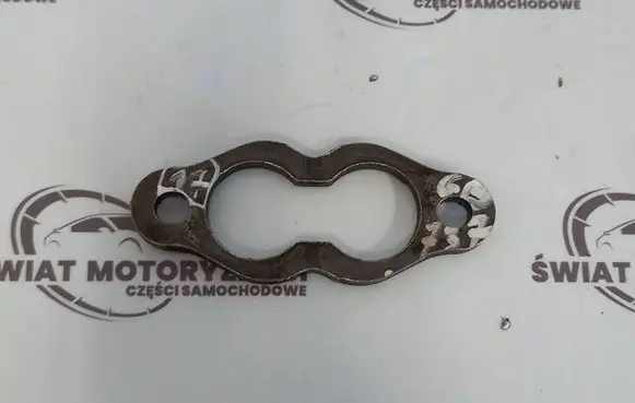 Volkswagen PASSAT CC Fuel Injector clamp holder 