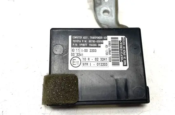 Toyota Avensis T270 Door central lock control unit/module 8978005050 VP9BFF19A366DB VP9BFF10849