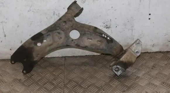 Volkswagen Golf VI Front lower control arm/wishbone