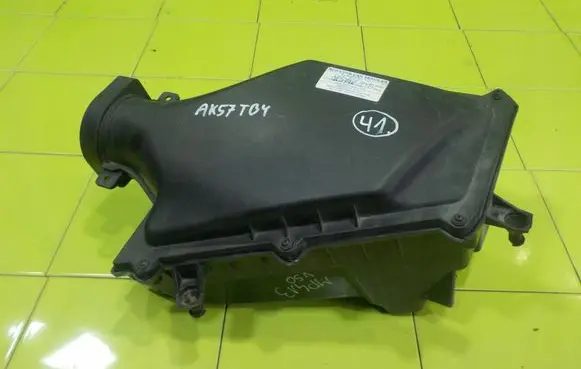 Volvo V50 Air filter box 30792181 MP413
