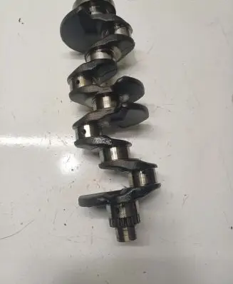 Volkswagen Touran II Crankshaft 03L101