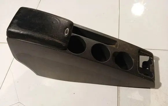 Toyota Corolla Verso AR10 Center console 589110F010 58911-0F010