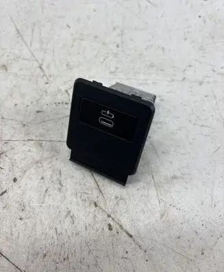 USB socket connector