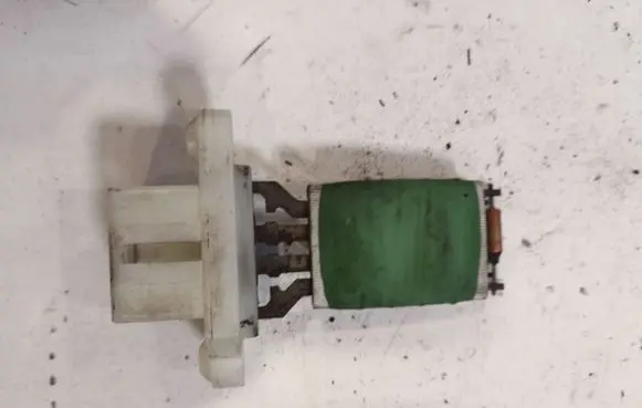 Ford Focus Heater blower motor/fan resistor 3M5H18B647AC