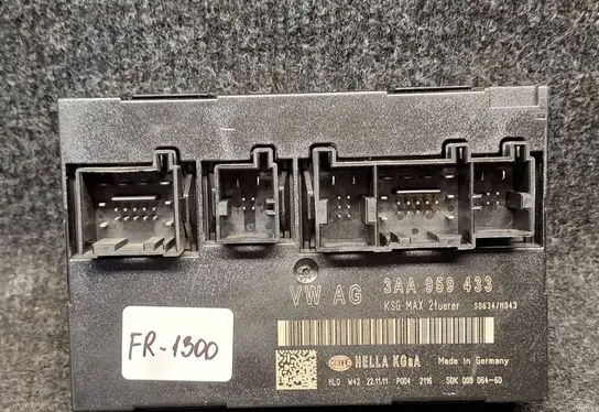 Volkswagen PASSAT B7 Comfort/convenience module 3AA959433