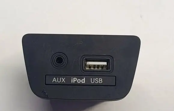 Hyundai i30 AUX in-socket connector 96120A5000S9 96120A5000 1503020145G