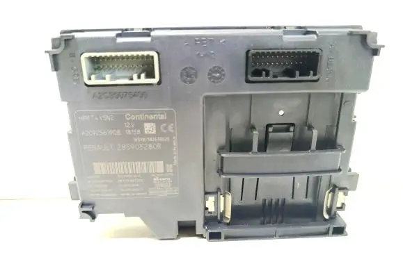 Renault Captur Engine ECU kit and lock set 285905280R