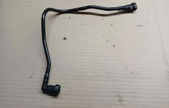 Audi A1 Fuel line pipe 6R0201293