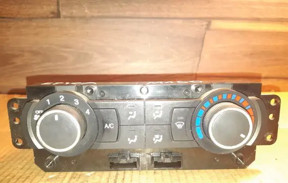 Chevrolet Epica Climate control unit DC12V 96637894 DHA080529208