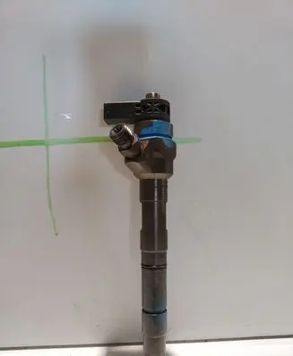 Skoda Octavia Mk2 (1Z) Fuel injector 0445110369