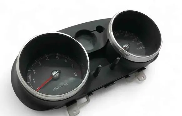 Speedometer (instrument cluster)
