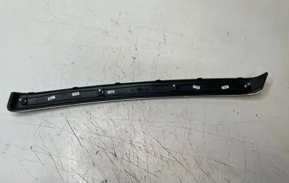 BMW 3 E92 E93 Front door trim bar 9173695