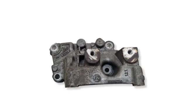 Land Rover Evoque I Engine mounting bracket 9656597780
