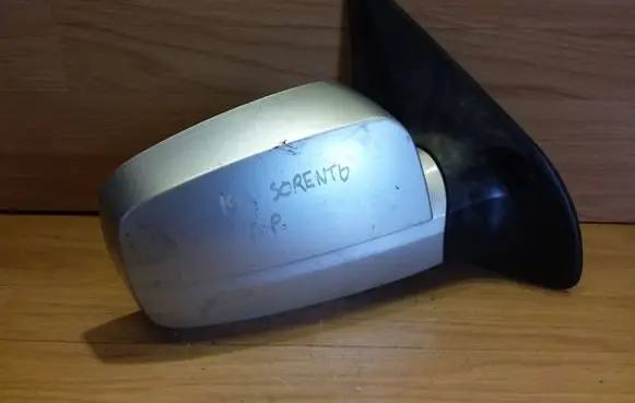 KIA Sorento Front door electric wing mirror E11015754