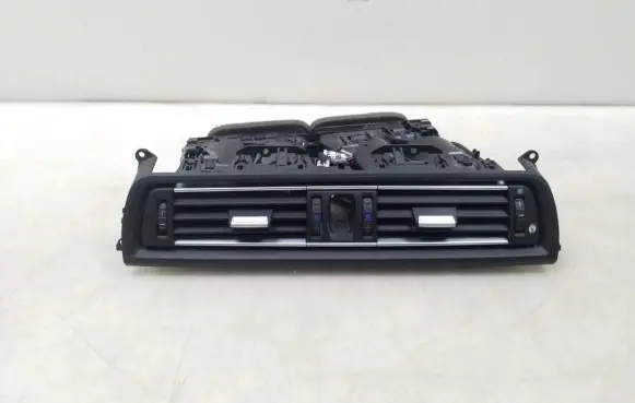 BMW 5 F10 F11 Dash center air vent grill 9166891