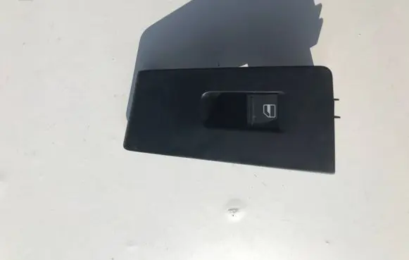 Volkswagen PASSAT B7 Electric window control switch 3AA868749