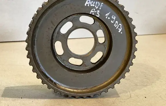Audi A3 S3 8L Fuel pump gear (pulley) 038130111A