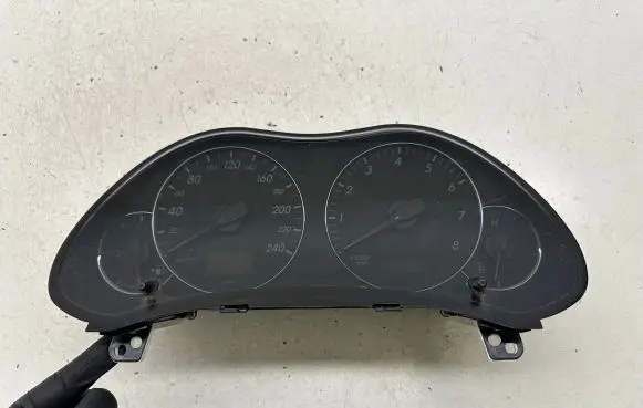 Toyota Avensis T250 Speedometer (instrument cluster) 8380005531 MB2574206720