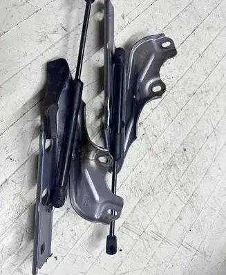 Audi A6 C7 Engine bonnet/hood hinges 4G8823301E 4G8823302E