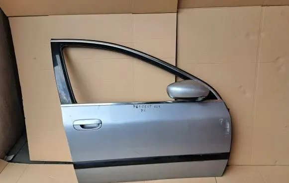 Peugeot 607 Front door