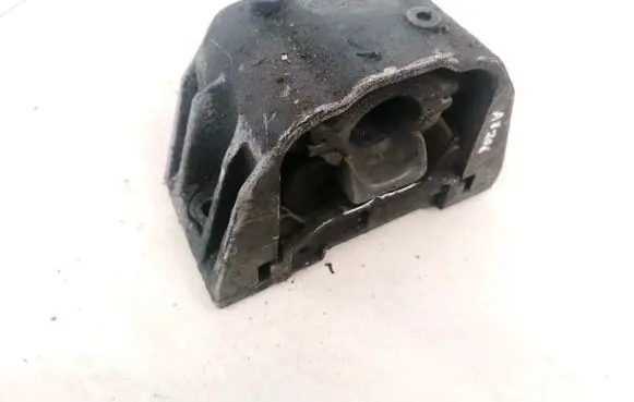 Audi A3 S3 8L Engine mount bracket 1J0199282 1J0199282BF