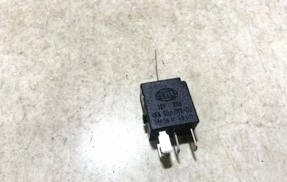Mercedes-Benz A W168 Other relay 0025421119 00781300