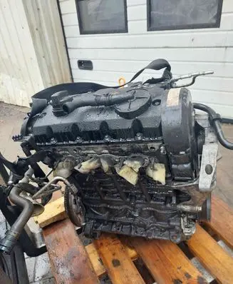 Volkswagen Jetta V Engine V420 038103373R