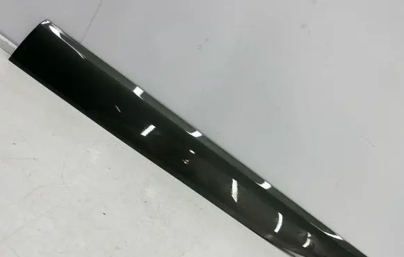 Porsche Macan (95C) Front door trim (molding) 95C837899H