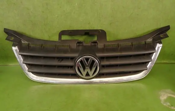 Volkswagen Touran I Front bumper upper radiator grill 1T08536511T0853653