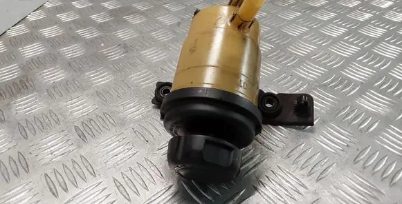 KIA Sportage Power steering fluid tank/reservoir