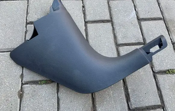 Audi A3 S3 8V Front sill trim cover 8V3867272