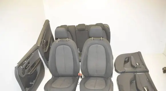 BMW 2 F46 Seat set 