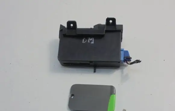 Renault Espace - Grand espace IV Ignition key card reader 8200224594