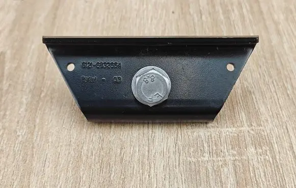 BMW 5 G30 G31 G38 Battery bracket 6832664