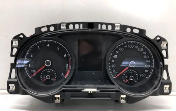 Volkswagen Golf VII Speedometer (instrument cluster) 5G1920750C