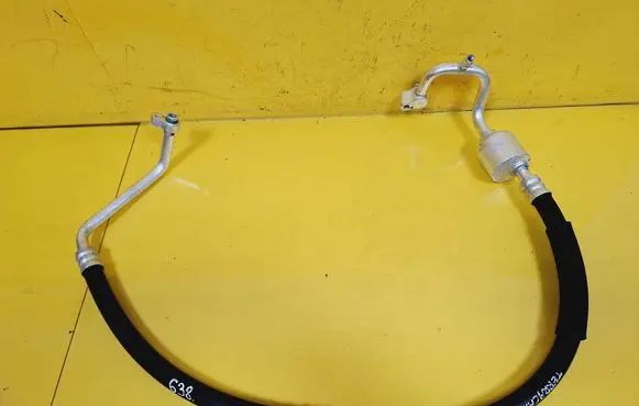 Air conditioning (A/C) pipe/hose