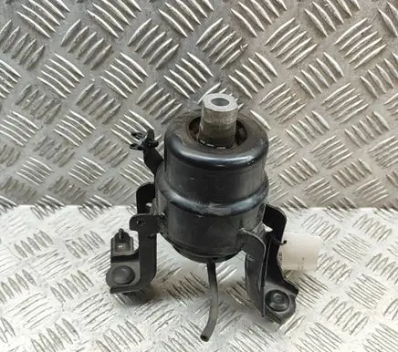 Toyota Camry VIII XV70 Engine mount bracket 1236125041
