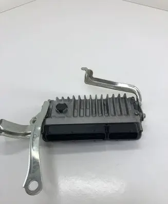 Toyota RAV 4 (XA40) Engine control unit/module 8966142K80 2756008041