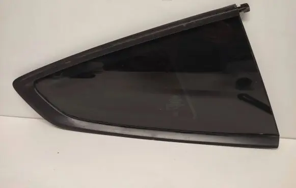 Ford Mustang VI Rear side window Fr3b6329700 43R000262 94800560