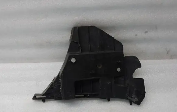 Volvo V70 Front bumper mounting bracket 31265345 BP3EA