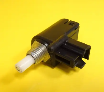 Toyota Avensis T250 Brake pedal sensor switch CV591