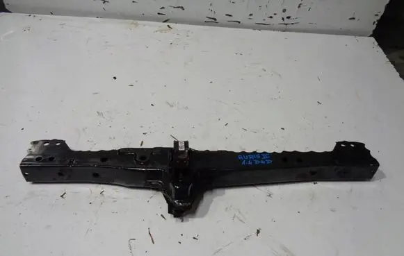 Toyota Auris E180 Engine mount bracket