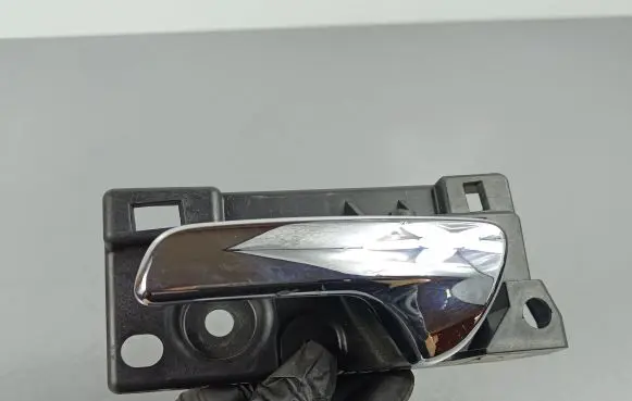 Jeep Grand Cherokee Rear door interior handle 9212663