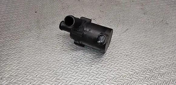 Audi A3 S3 A3 Sportback 8P Electric auxiliary coolant/water pump