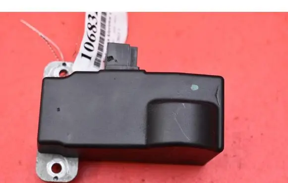Volkswagen PASSAT CC Steering wheel axle 3C0905861J