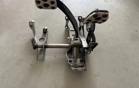 Toyota GT 86 Pedal assembly