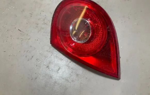 Volkswagen Golf V Tailgate rear/tail lights 1K6945094F 028500202A